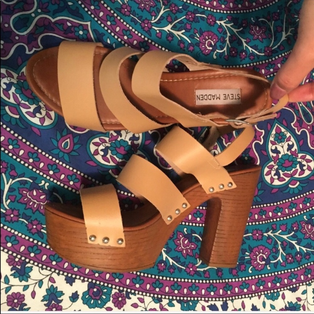 Steve Madden clogs